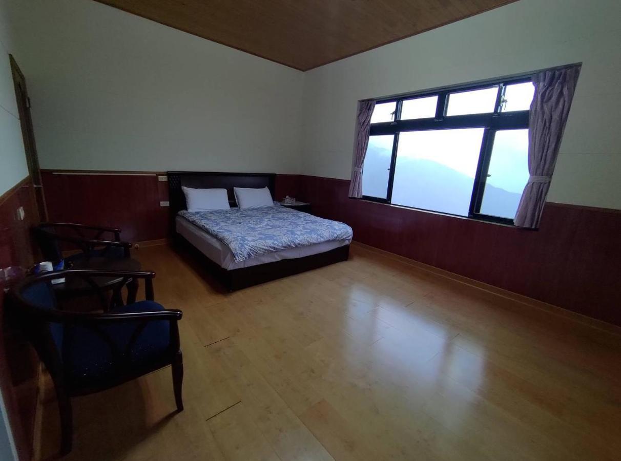 Lanting Yazhu B&B Renai Exterior photo